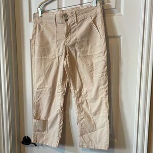 American Eagle low rise kick crop pants, size 16, new with tags